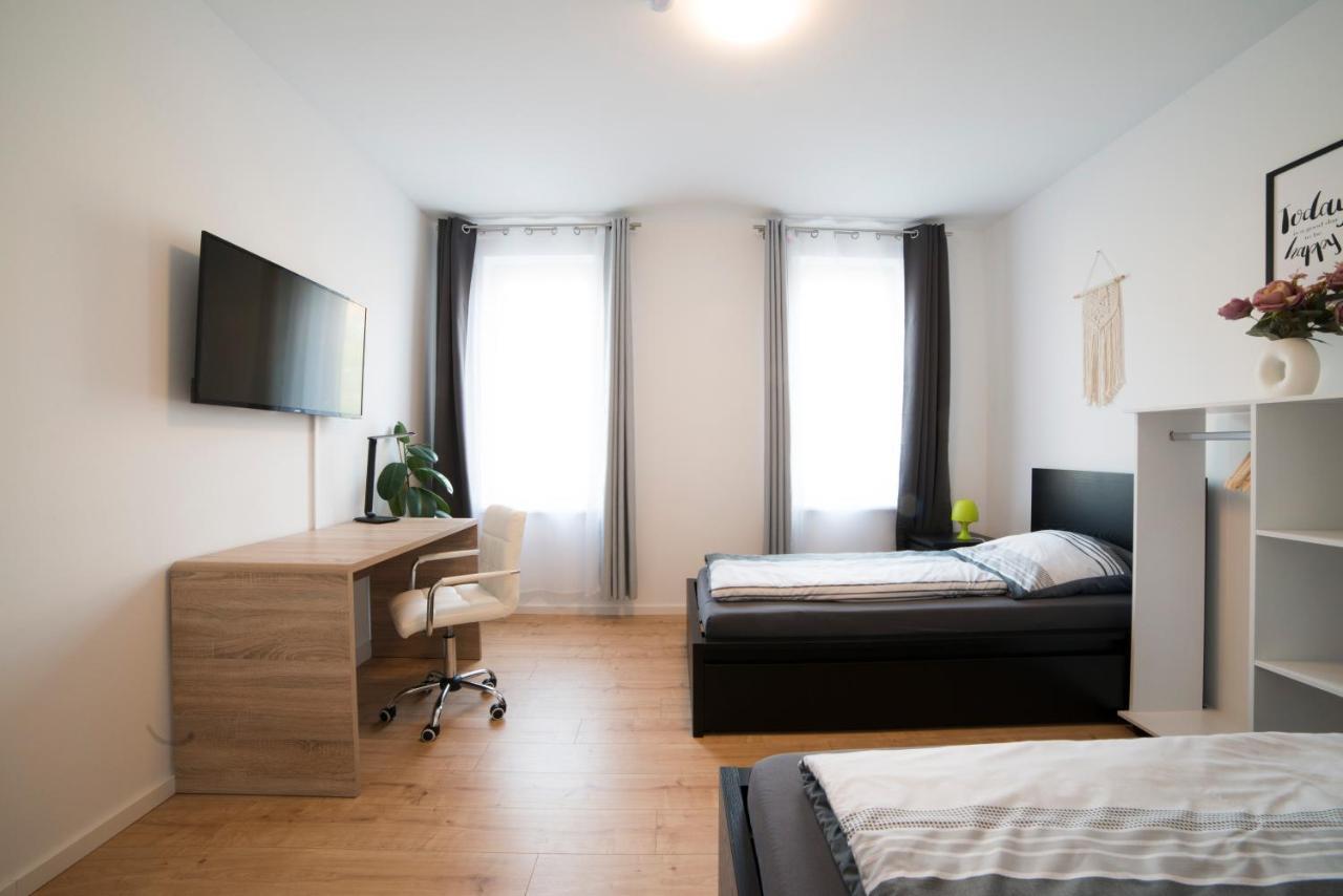 ארפורט Schoene Ferienwohnung 78M2, 3 Schlafzimmer, 2 Baeder, Zentrumnah, 1Og מראה חיצוני תמונה