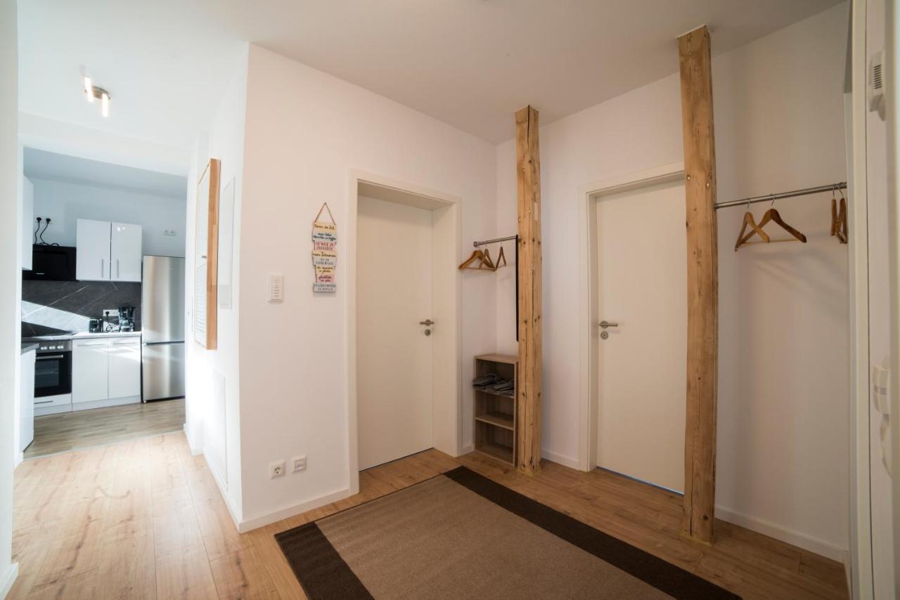 ארפורט Schoene Ferienwohnung 78M2, 3 Schlafzimmer, 2 Baeder, Zentrumnah, 1Og מראה חיצוני תמונה