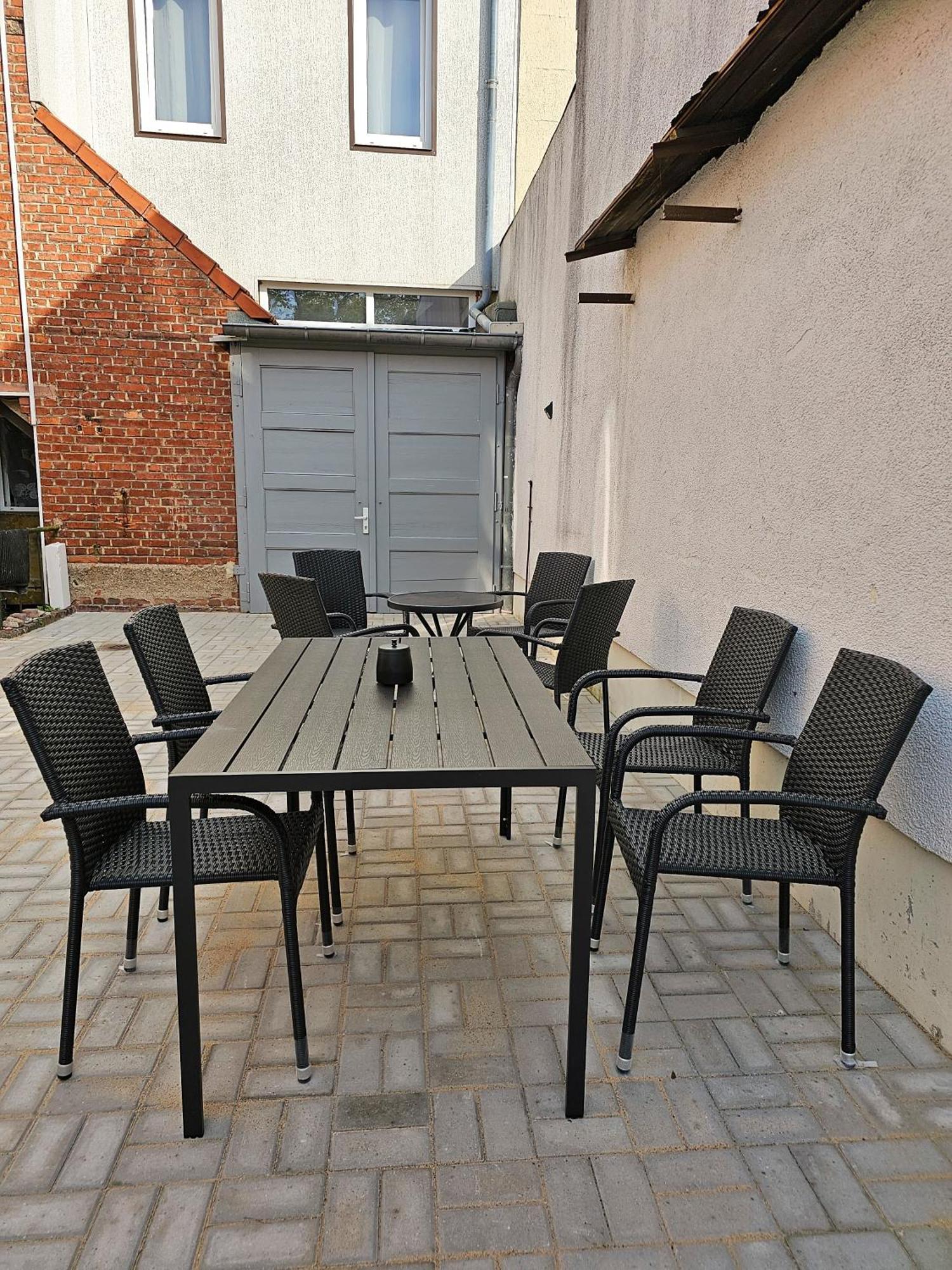 ארפורט Schoene Ferienwohnung 78M2, 3 Schlafzimmer, 2 Baeder, Zentrumnah, 1Og מראה חיצוני תמונה